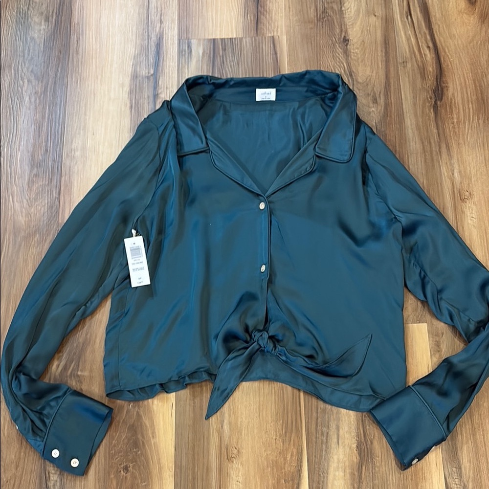 Aritzia NWT Marine aqua size small tie front Elegant Blouse